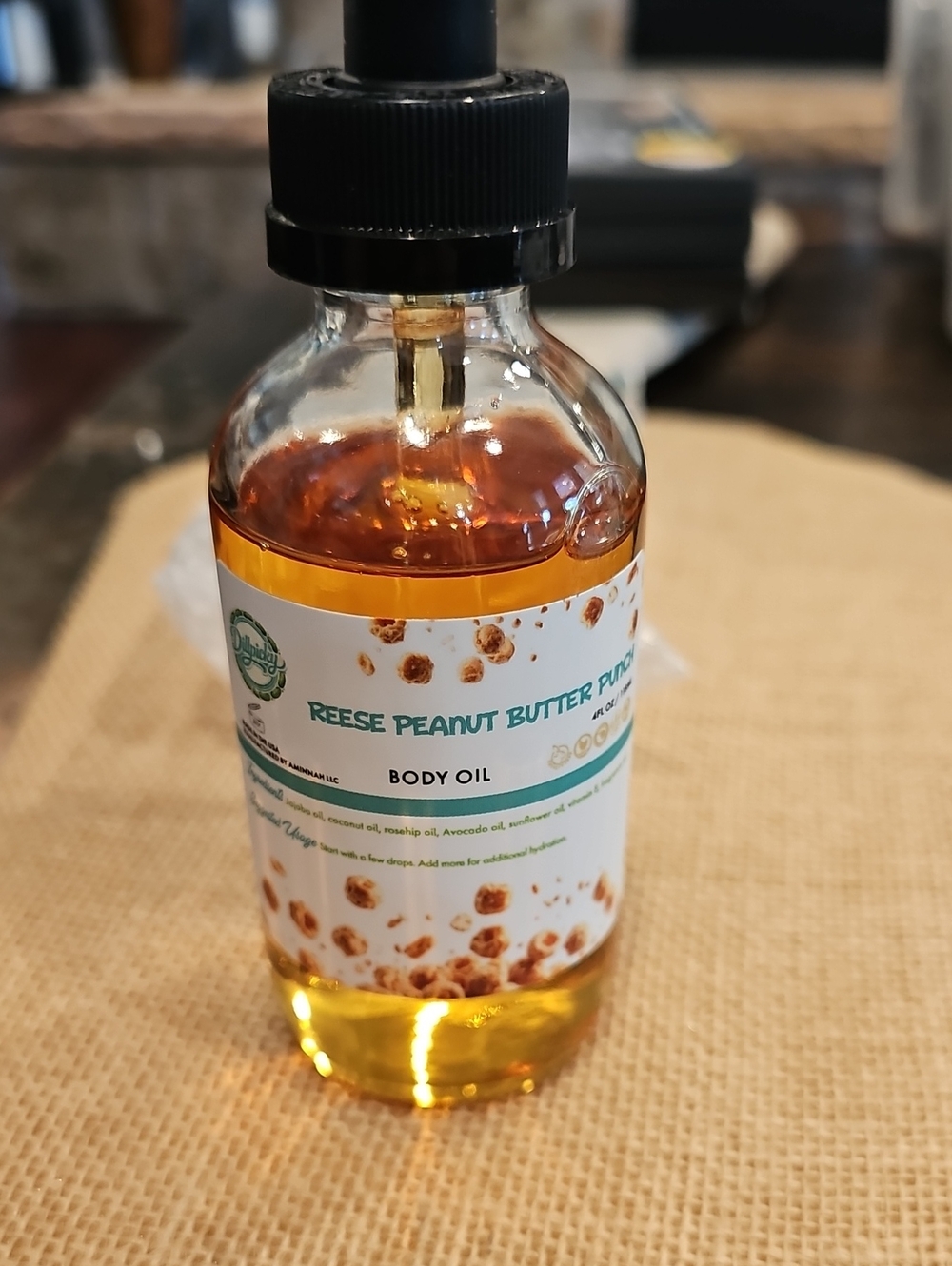 Aminnah Body Oil Reese Peanut Butter 4oz